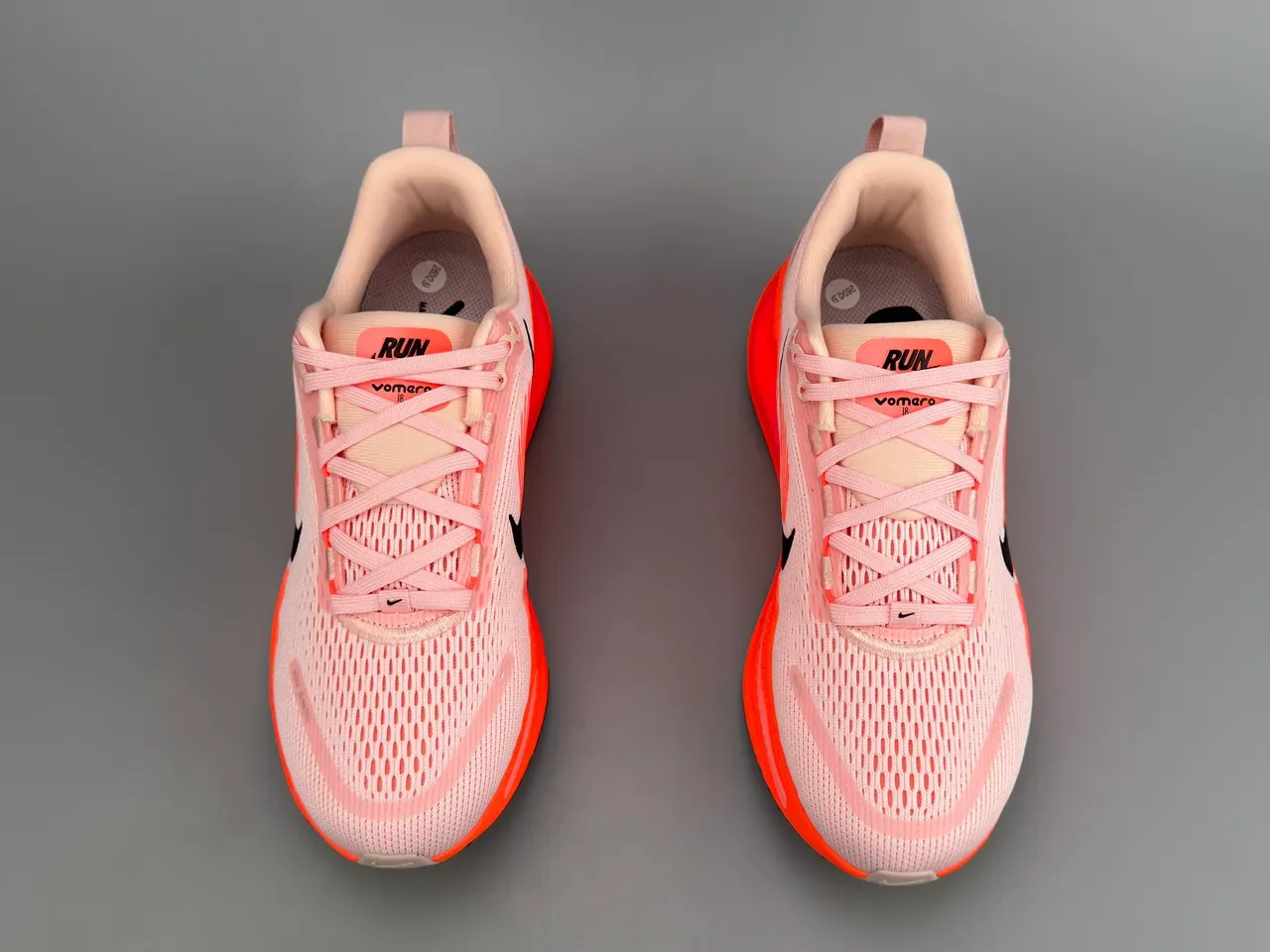 Nike ZoomX Invincible Run Pink Orange Engineered Knit Upper Sculpted Midsole Running Shoes 3