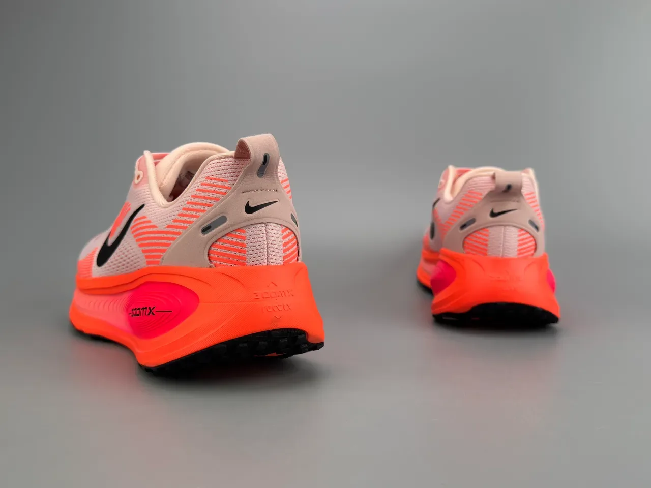 Nike ZoomX Invincible Run Pink Orange Engineered Knit Upper Sculpted Midsole Running Shoes 6
