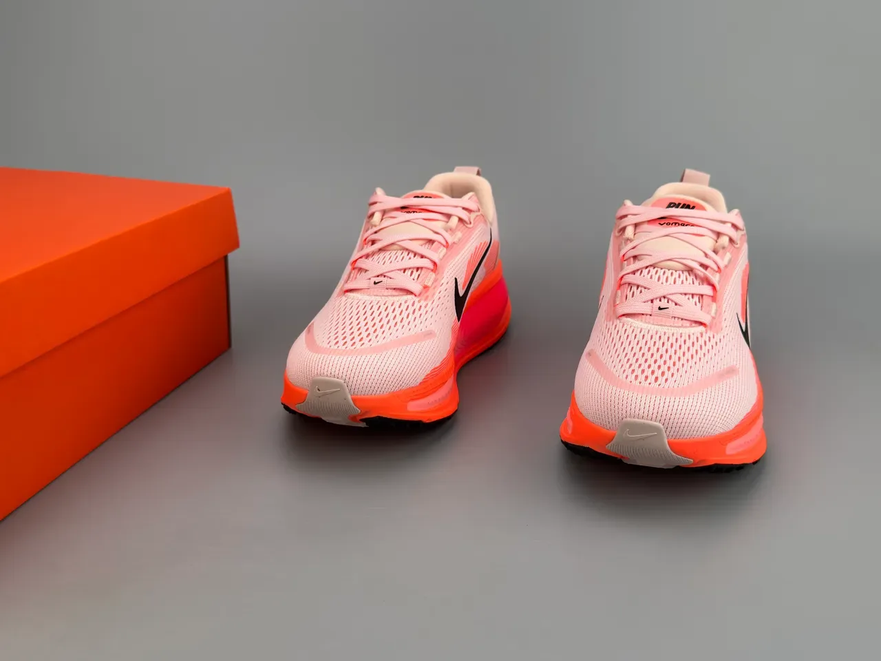 Nike ZoomX Invincible Run Pink Orange Engineered Knit Upper Sculpted Midsole Running Shoes 9