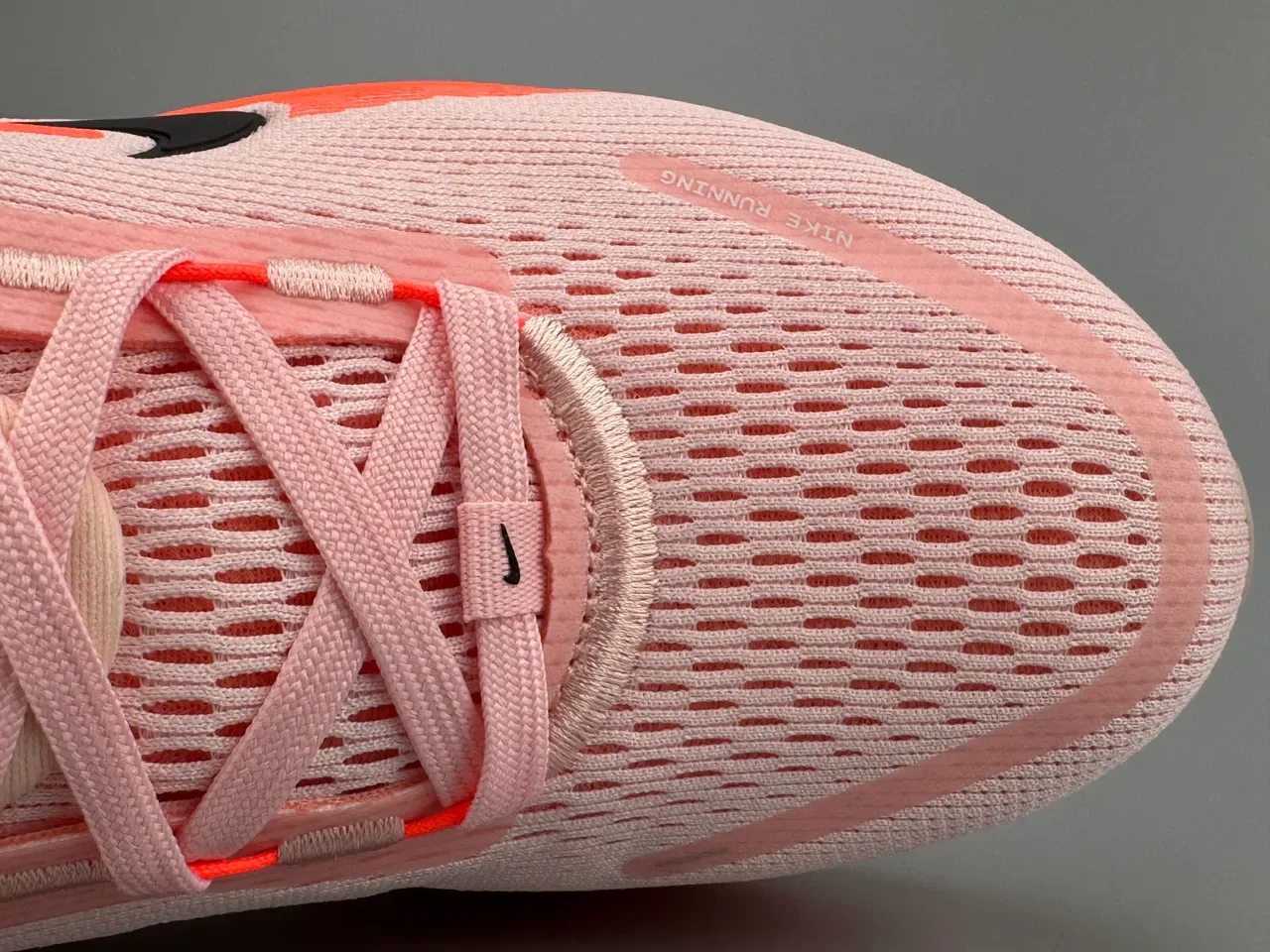 Nike ZoomX Invincible Run Pink Orange Engineered Knit Upper Sculpted Midsole Running Shoes 10