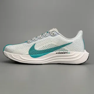 Nike ZoomX सफेद नीली बुनावट ऊपरी नक्काशीदार मिडसोल रनिंग जूते