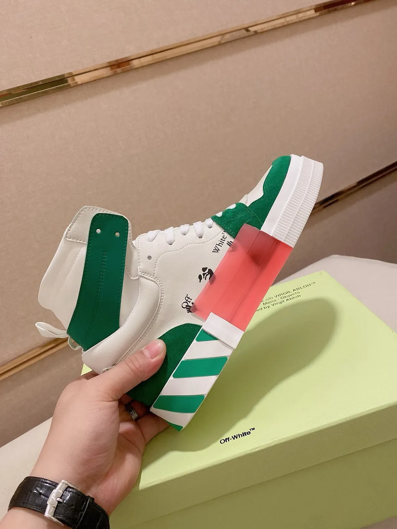 Off-White हरा हाई टॉप औद्योगिक पट्टी लाइफस्टाइल स्नीकर 3