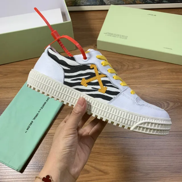 Off-White Jaune Perforé Cuir Bout Zébré Côté Panneau Style de vie Sneakers 4