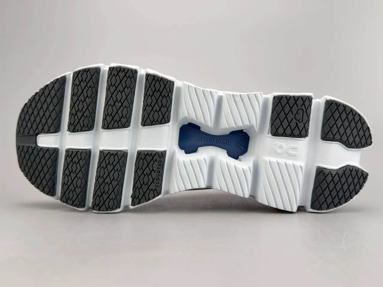 On 米白蓝 工程针织鞋面 分段 CloudTec 中底 跑鞋 8