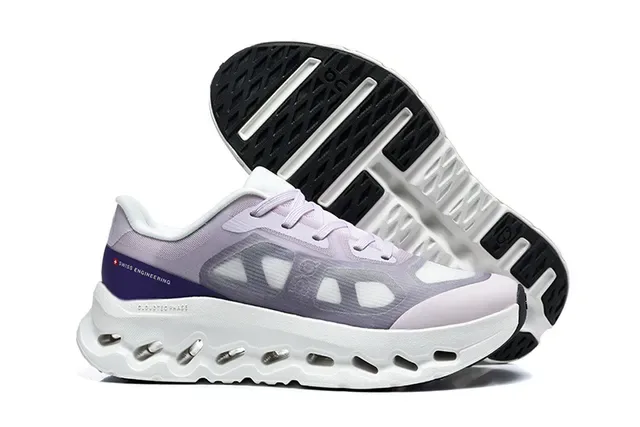 On Tênis Corrida Preto Branco Malha Engineered Superior Aberto Hexagonal CloudTec Pods 7