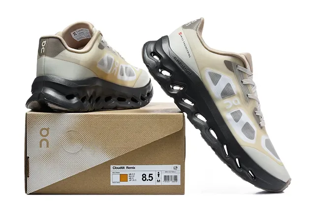 On Tênis Corrida Preto Branco Malha Engineered Superior Aberto Hexagonal CloudTec Pods 14