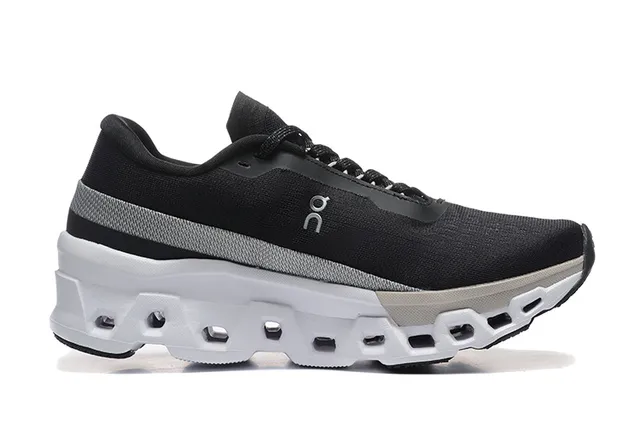 On Cloudmonster Chaussures de course Noir Blanc Gris 4
