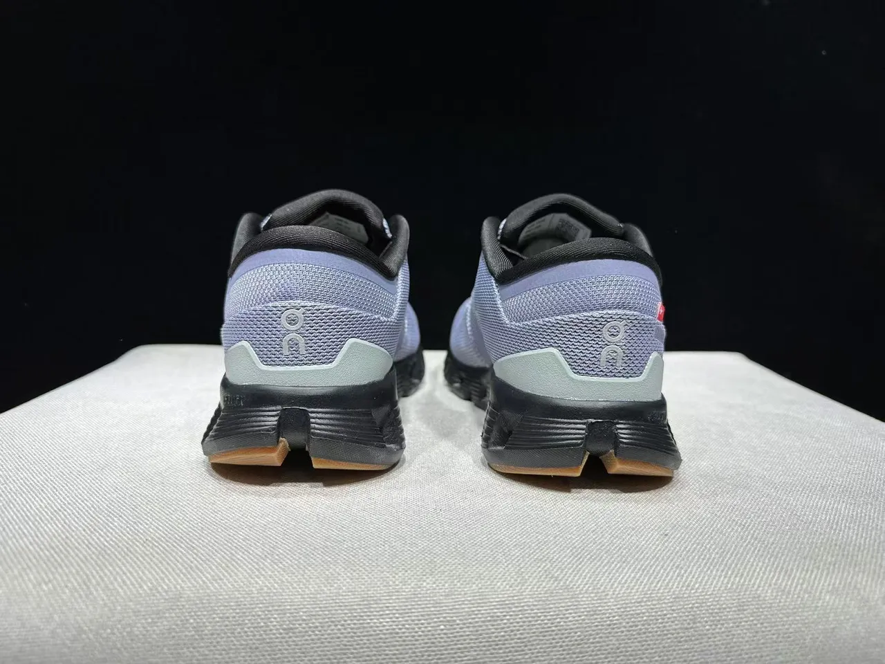 On Gray Black Engineered Knit Upper Segmented Rubber Sole Lifestyle Sneakers 7