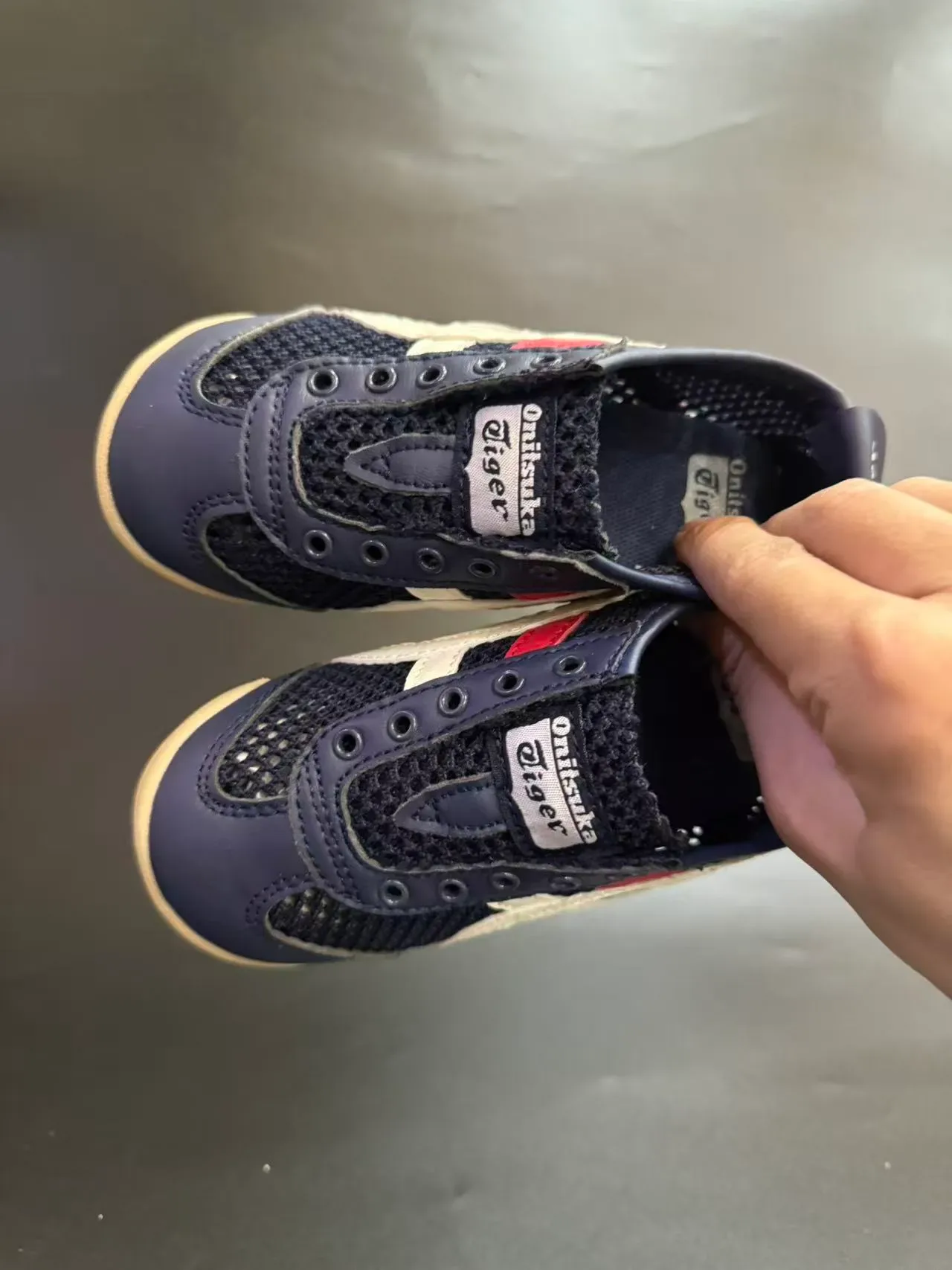 Onitsuka Tiger Mexico 66 Zapatillas Lifestyle de Malla con Slip-On 22