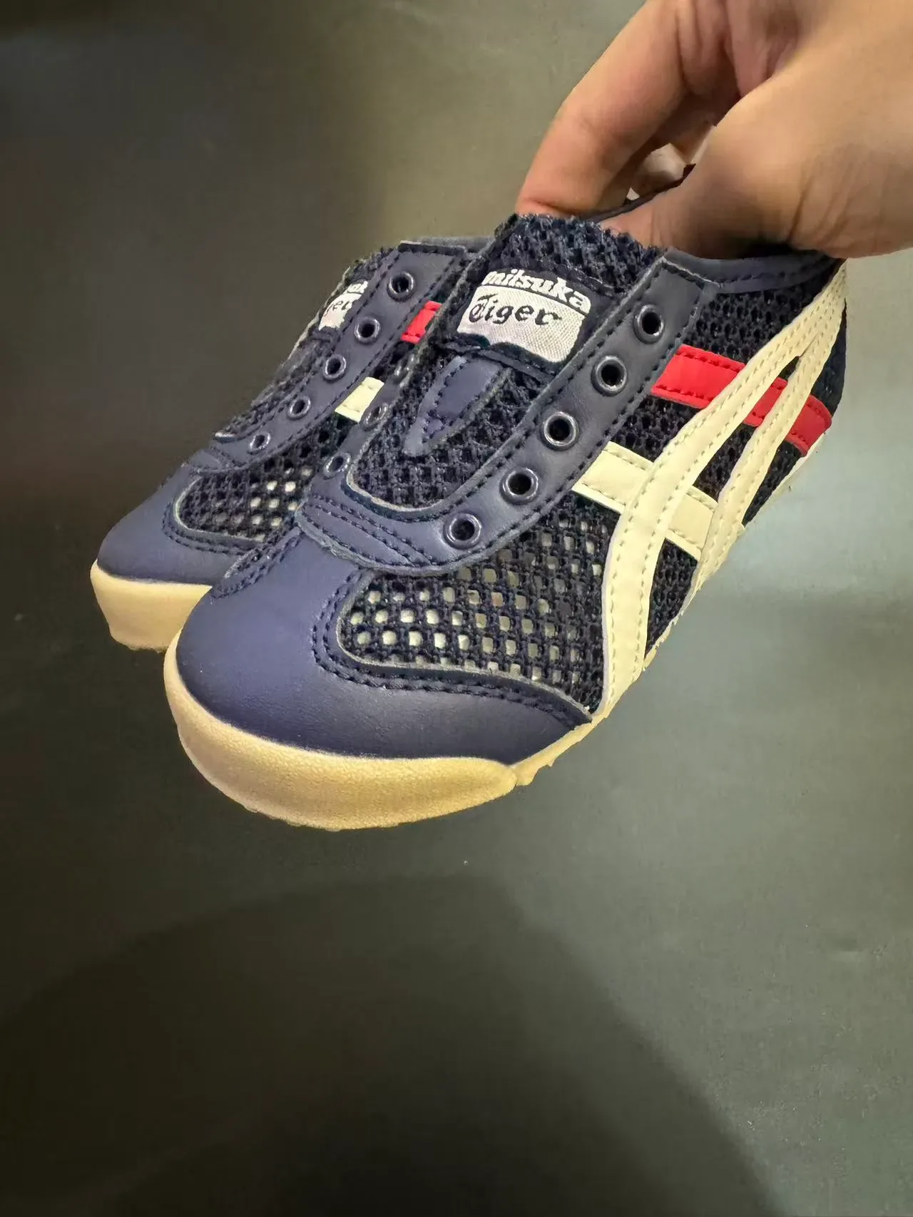 Onitsuka Tiger Mexico 66 Zapatillas Lifestyle de Malla con Slip-On 23