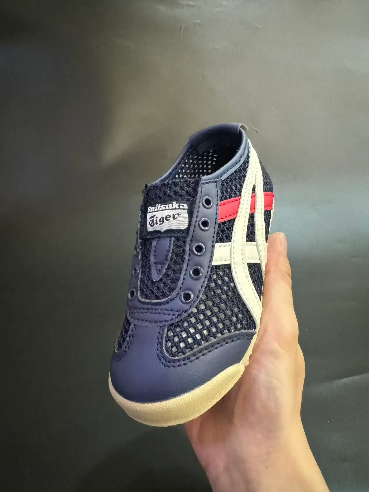 Onitsuka Tiger Mexico 66 Zapatillas Lifestyle de Malla con Slip-On 24
