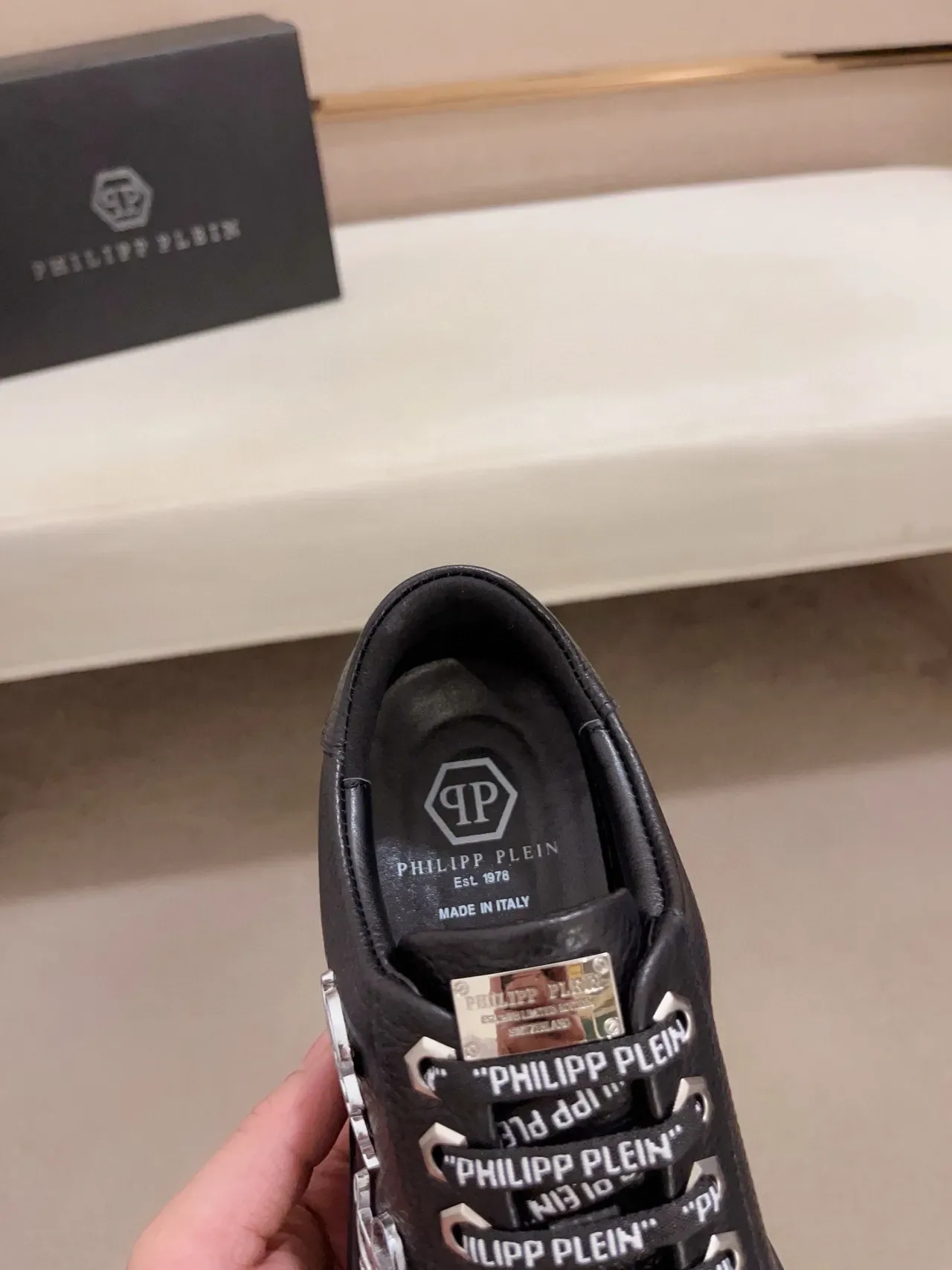 Philipp Plein काला चमड़े का Script Logo लाइफस्टाइल स्नीकर्स 6