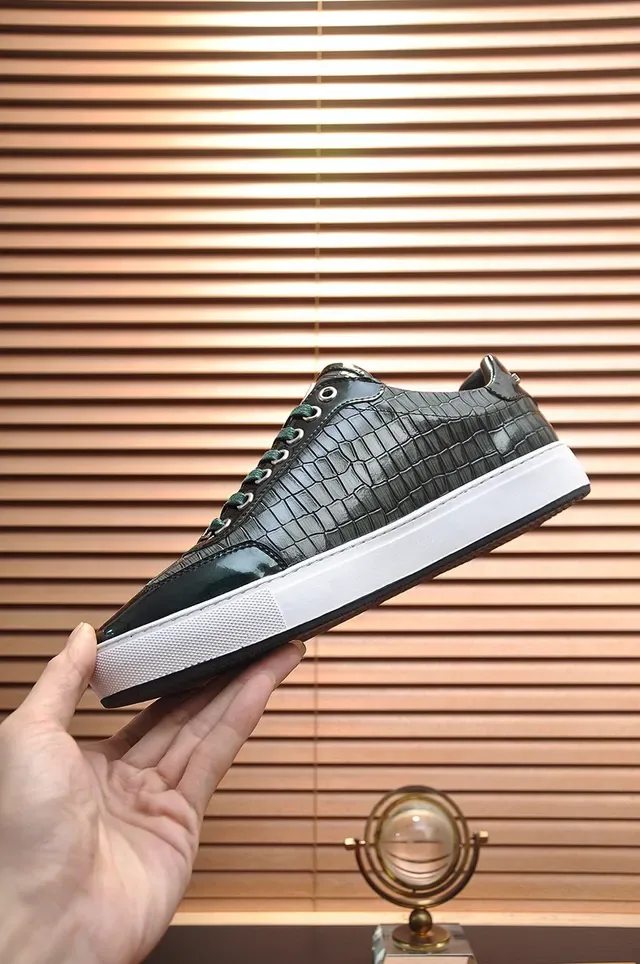 Philipp Plein Noir Blanc Cuir Crocodile Embossé Plaque Monogramme Métallique Sneakers Lifestyle 6
