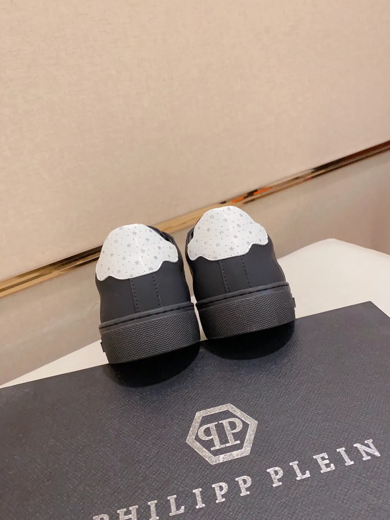 Philipp Plein Black White Low-Top Perforated Side Panel Lifestyle Sneakers 8