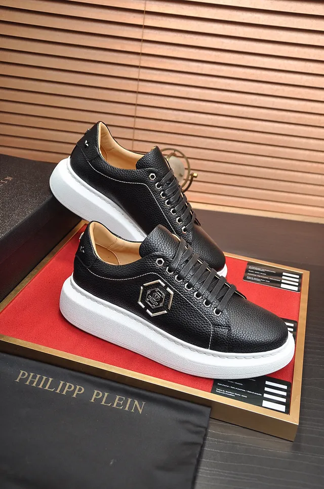 Philipp Plein 黑白粒面皮革六边形金属标志生活方式运动鞋 3