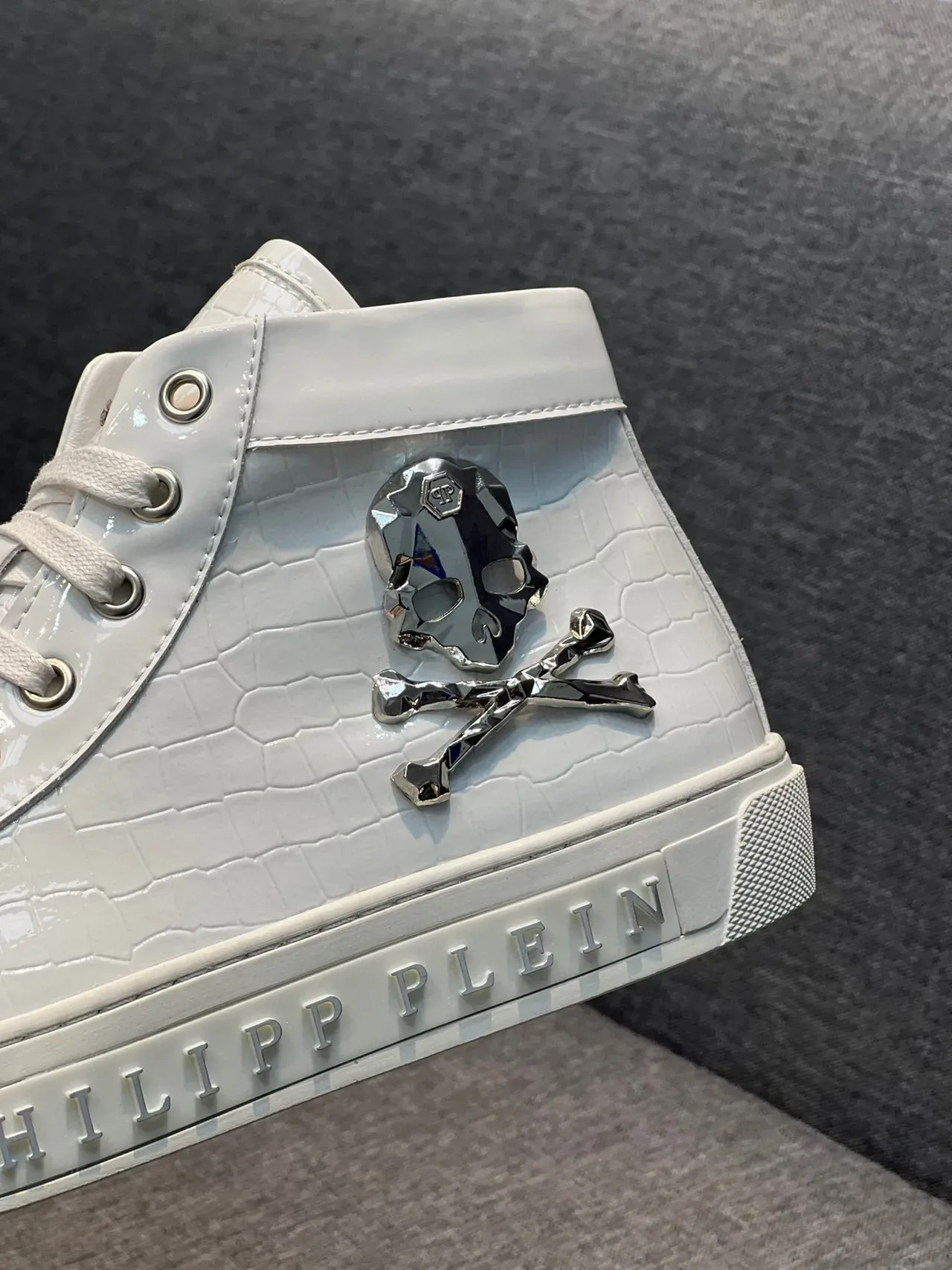 Philipp Plein Zapatillas Lifestyle Altas Blancas Plata Brillantes Patent en la Punta Lifestyle Sneakers 8