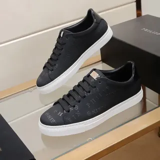 Philipp Plein মোনোগ্রাম-এমবস্ড লাইফস্টাইল স্নিকার কালো সাদা উপরের স্মুথ লেদার-লাইক ফিনিশ লাইফস্টাইল স্নিকার