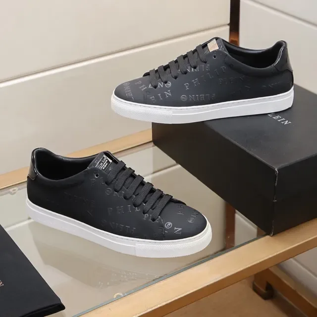 Philipp Plein Monogram-Embossado Lifestyle Sneaker Preto Branco Superior Couro Sintético Suave Acabamento Lifestyle Sneakers 6