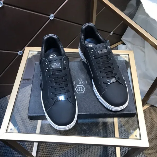 Philipp Plein PP Logo Sneaker Noir et Blanc Lifestyle Sneakers 7