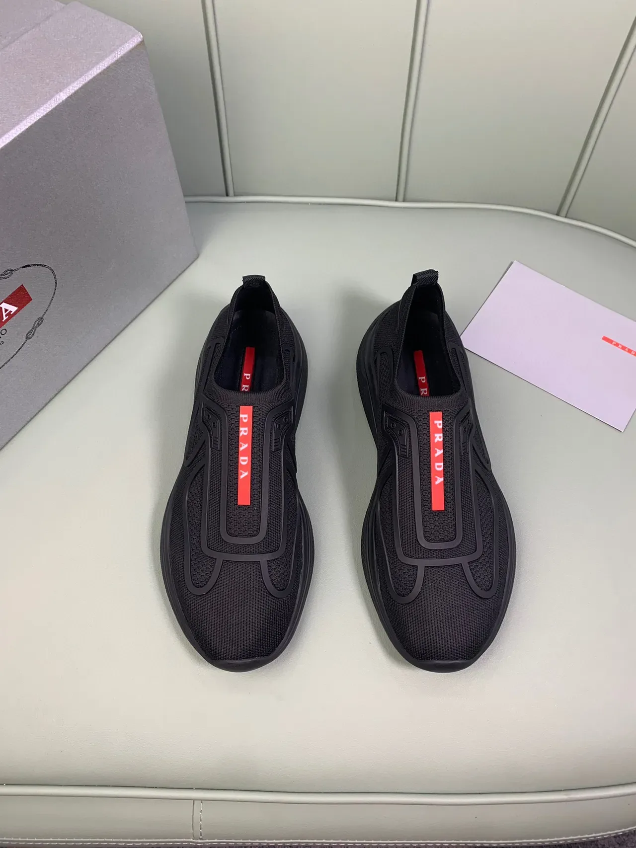 Prada Cloudbust Noir Rouge Sneakers Lifestyle Slip-On en Tricot 8