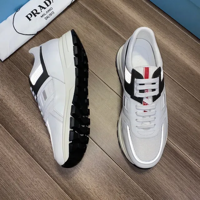 Prada Cloudbust blancas negras reflectantes zapatillas lifestyle 6