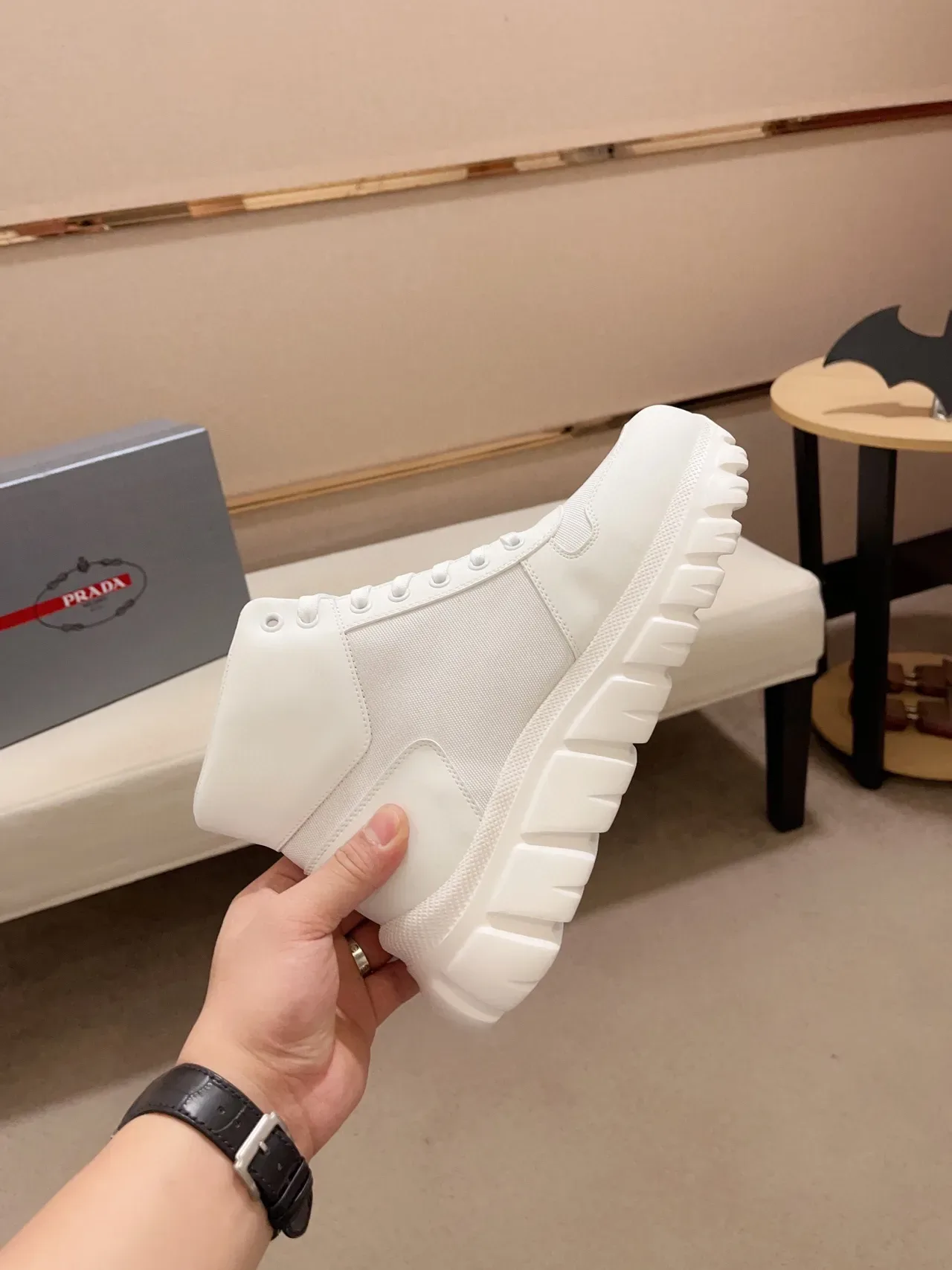 Prada Cloudbust সাদা উঁচু টপ চাঙ্কি স্নিকার 6