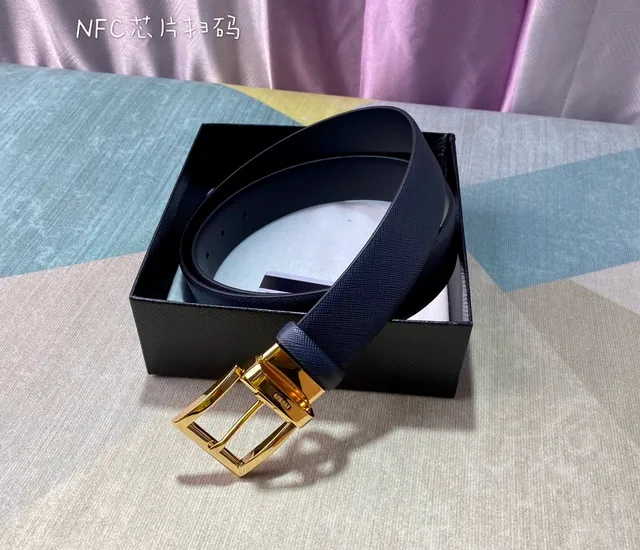 Prada Ceinture réversible double face Navy Gold cuir Saffiano Texture Ceinture 8