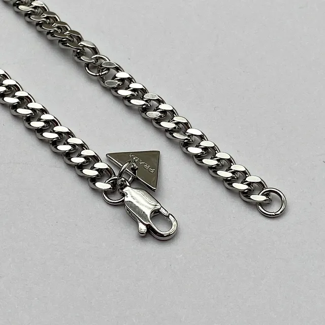 Prada Colar Triangular Ouro e Prata Tom Pingente de Cristal Colares 2