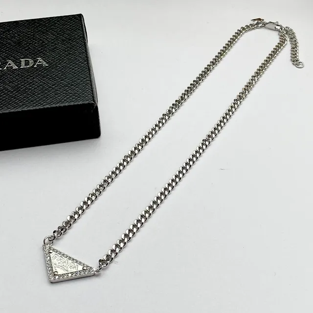 Prada Colar Triangular Ouro e Prata Tom Pingente de Cristal Colares 4