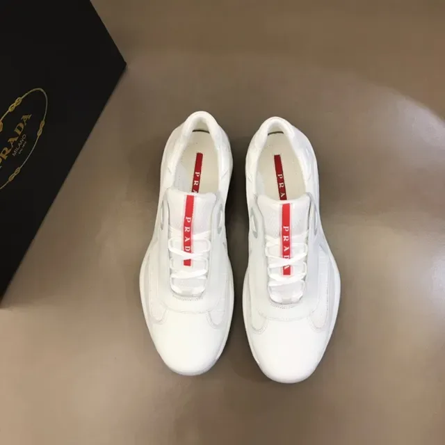 Prada Tênis Lifestyle de Couro Branco e Malha 4