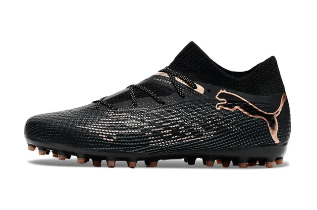 Puma Future Z Black Gold حذاء كرة القدم أعلى اصطناعي مقرمش ياقة نسيجية مناسبة للجوارب عشب صناعي 3