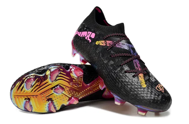Puma Future Z 黑色粉色 针织鞋面 彩虹跟笼 人工草地足球鞋 4