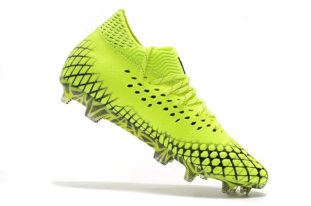 Puma Future Z أصفر فلورسنت أسود أرض صلبة أحذية كرة القدم 20