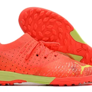 Puma Future Z কমলা সবুজ নিট উপর ছিদ্রযুক্ত বায়োচ্ছায়া টার্ফ ফুটবল জুতা