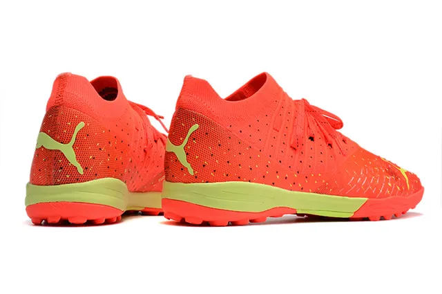 Puma Future Z কমলা সবুজ নিট উপর ছিদ্রযুক্ত বায়োচ্ছায়া টার্ফ ফুটবল জুতা 21