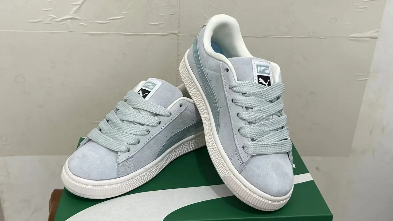 Puma Suede Red White Lifestyle Sneakers 24