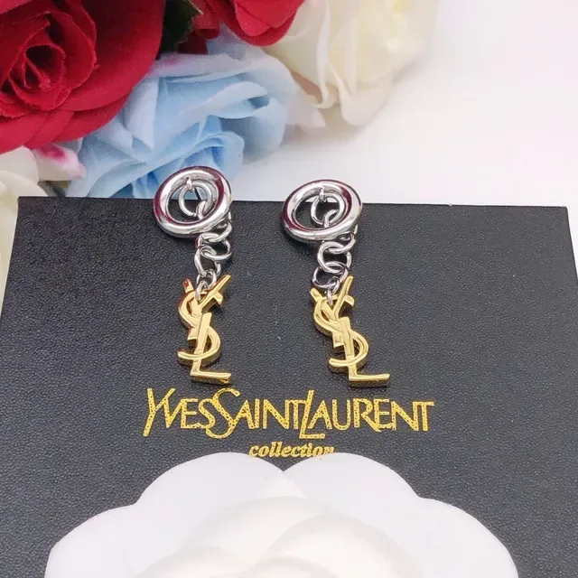 Saint Laurent Monogram Chain-Dangle রূপা সোনা ডাবল রিং স্টাড ইয়ারিংস 4