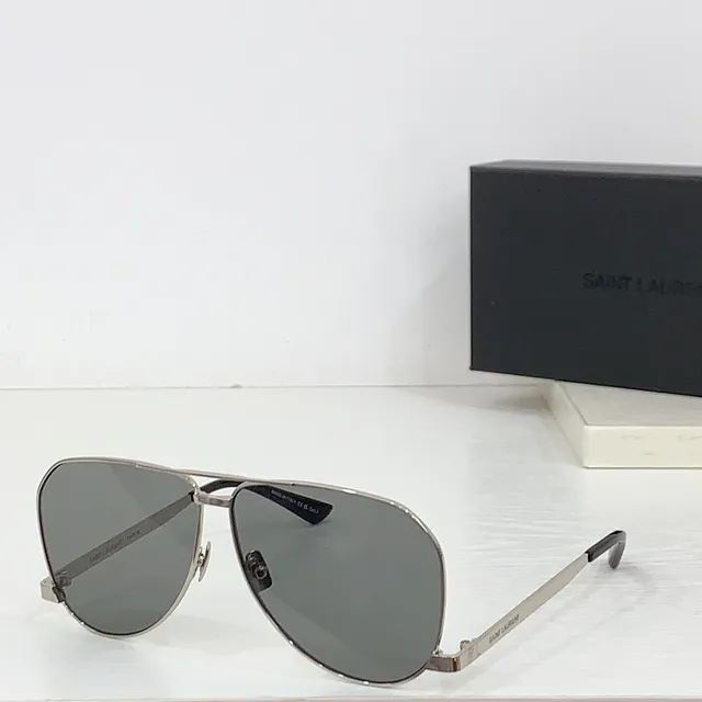 Saint Laurent 矩形平顶太阳镜 5