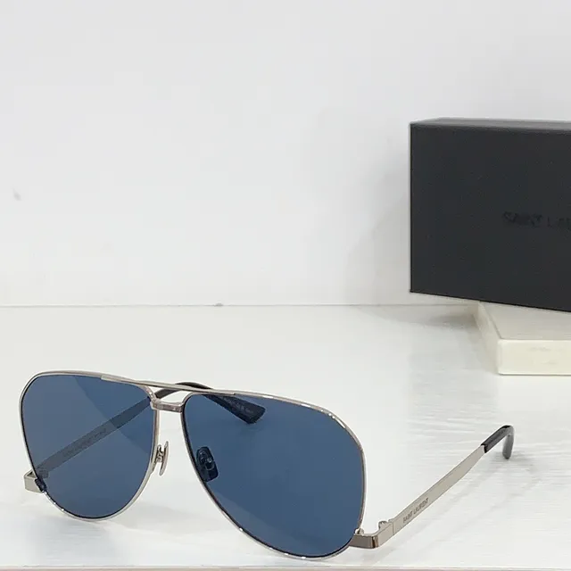 Saint Laurent 矩形平顶太阳镜 7