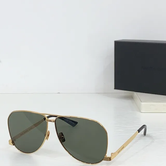 Saint Laurent 矩形平顶太阳镜 9