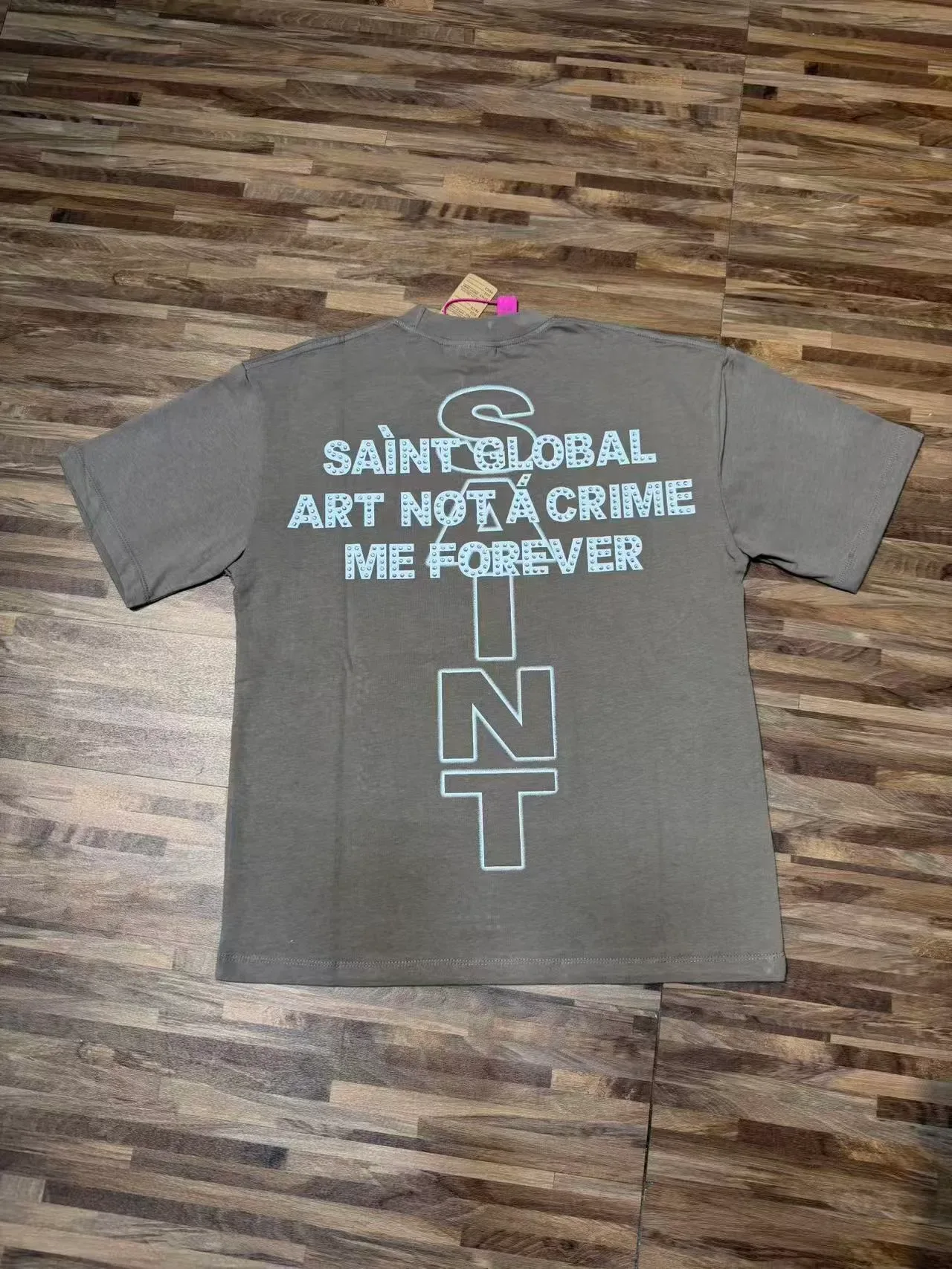 Camiseta preta Saint Laurent com estampa gráfica Saint 15