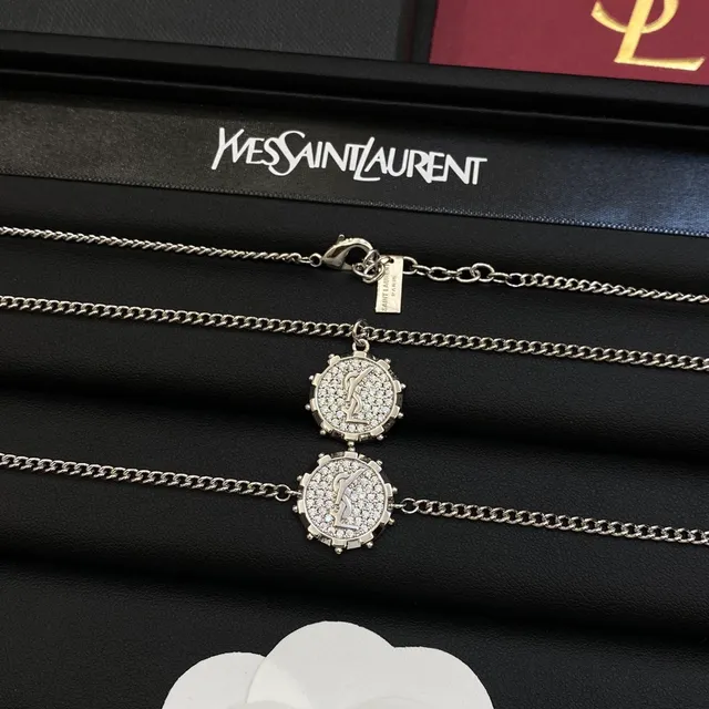 Saint Laurent 银色白色Pavé水晶带钉镶边项链 8