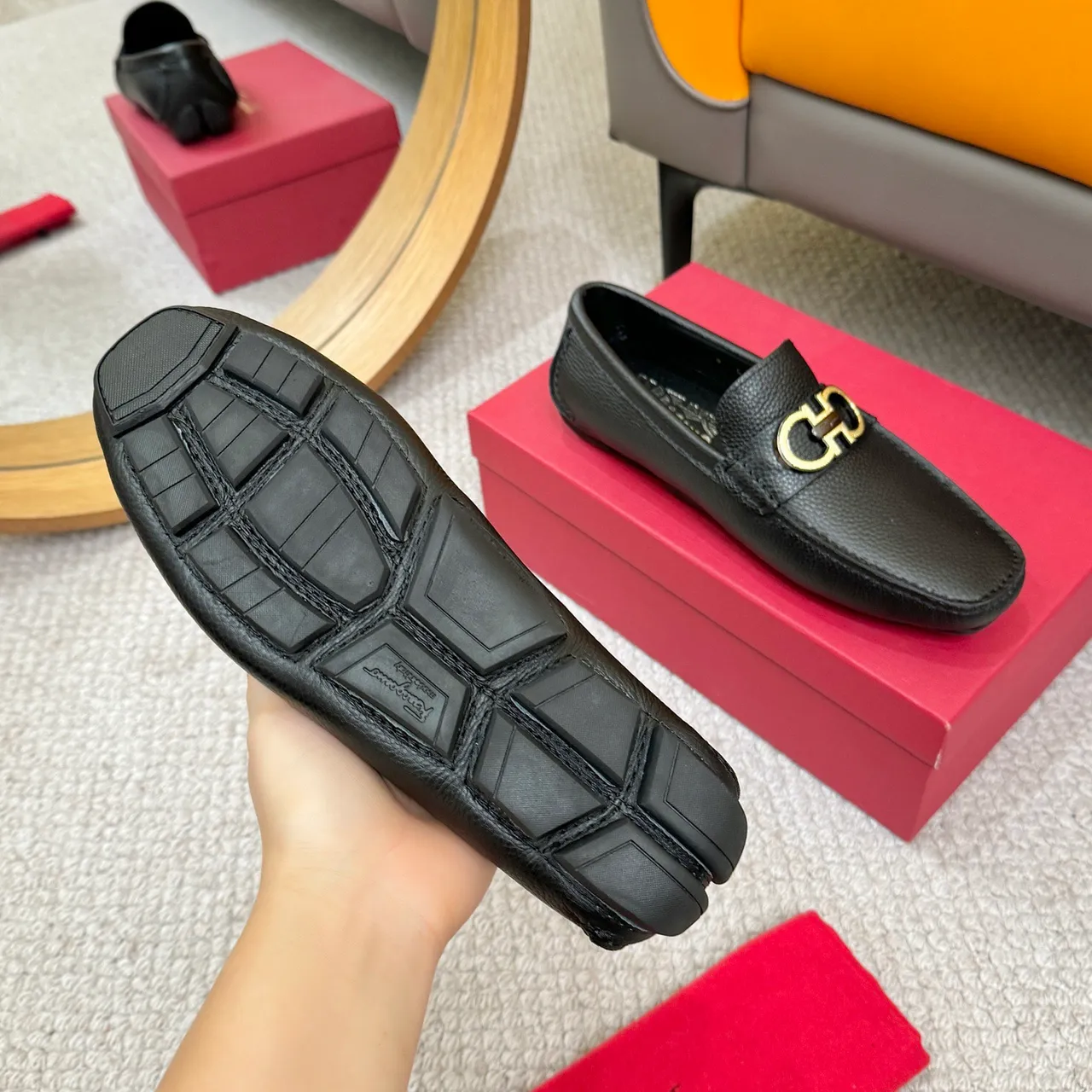 Salvatore Ferragamo Gancini Negro Cuero Granulado Mocasines 7