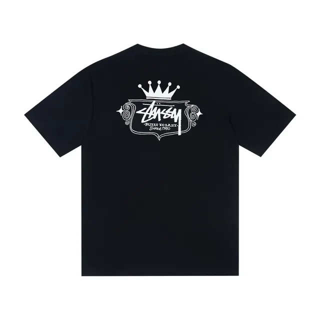 Camiseta Stussy blanco y negro estampado gráfico motivo corona 5