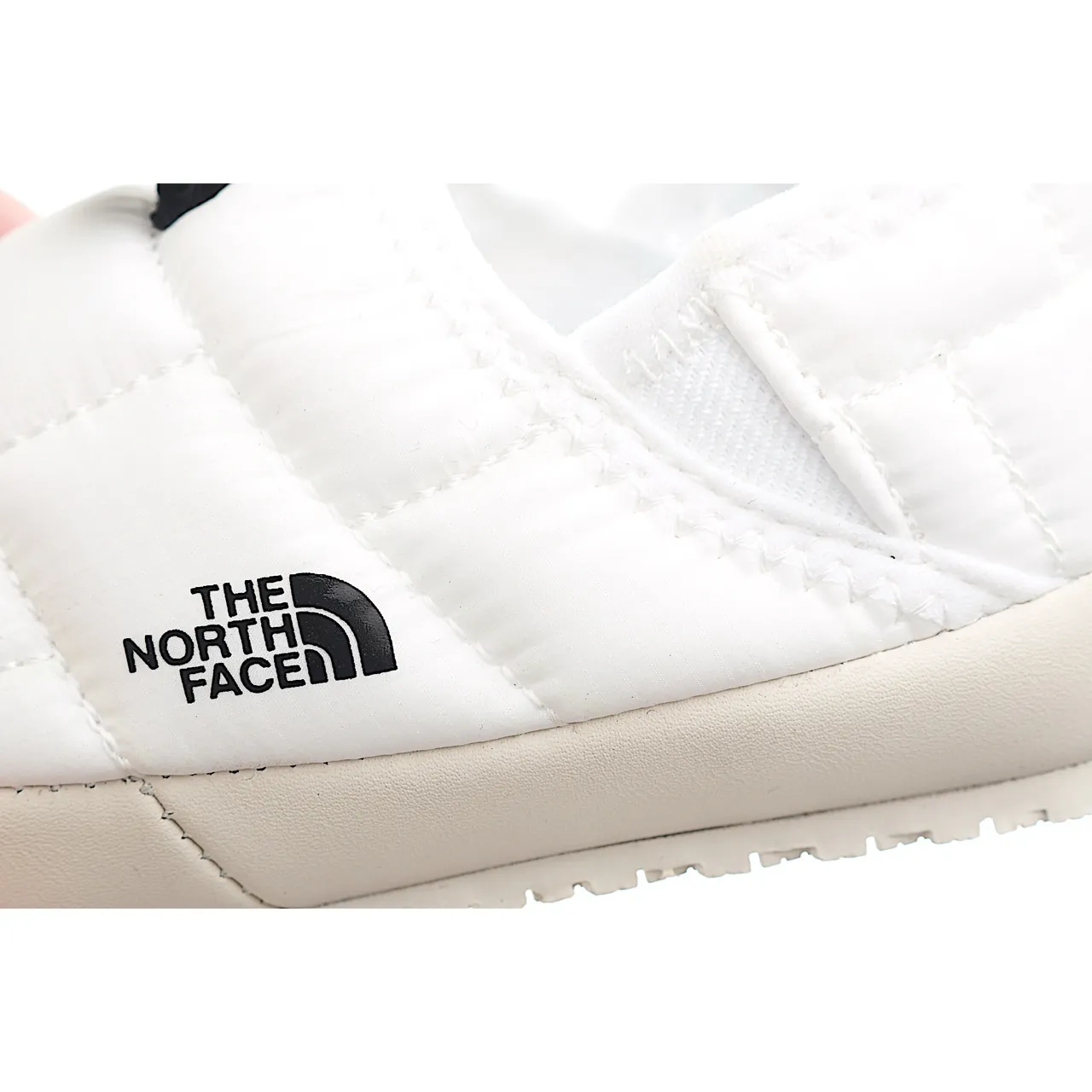 The North Face Nuptse Slipper أحذية كاجوال زرقاء سوداء الجزء العلوي المبطن المعزول بناء slip-on 13