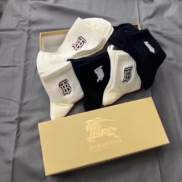 Thom Browne 刺绣 TB Monogram 船袜 6