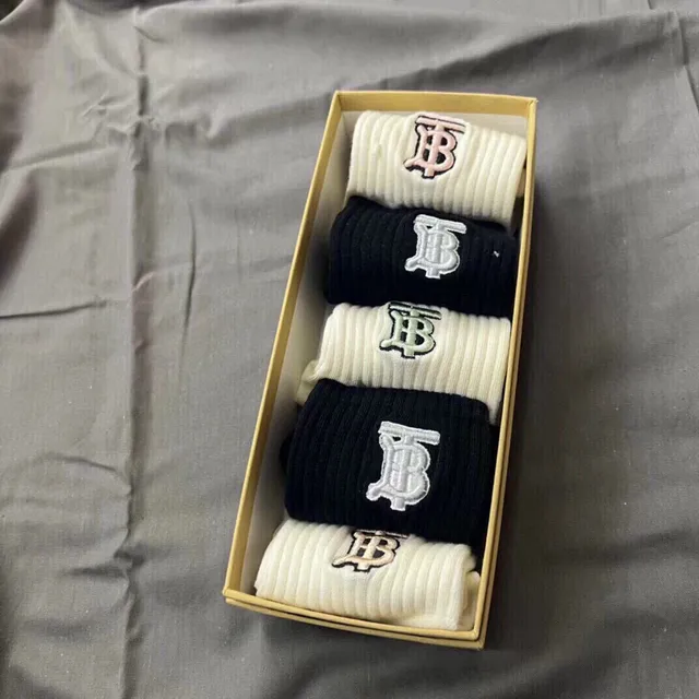 Thom Browne 刺绣 TB Monogram 船袜 9