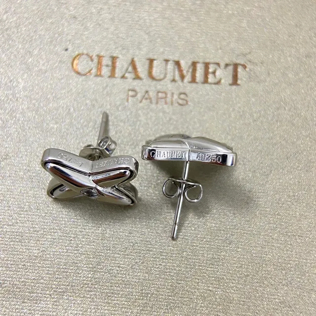 Tiffany & Co. Boucles d'oreilles en or et argent en forme de X 5