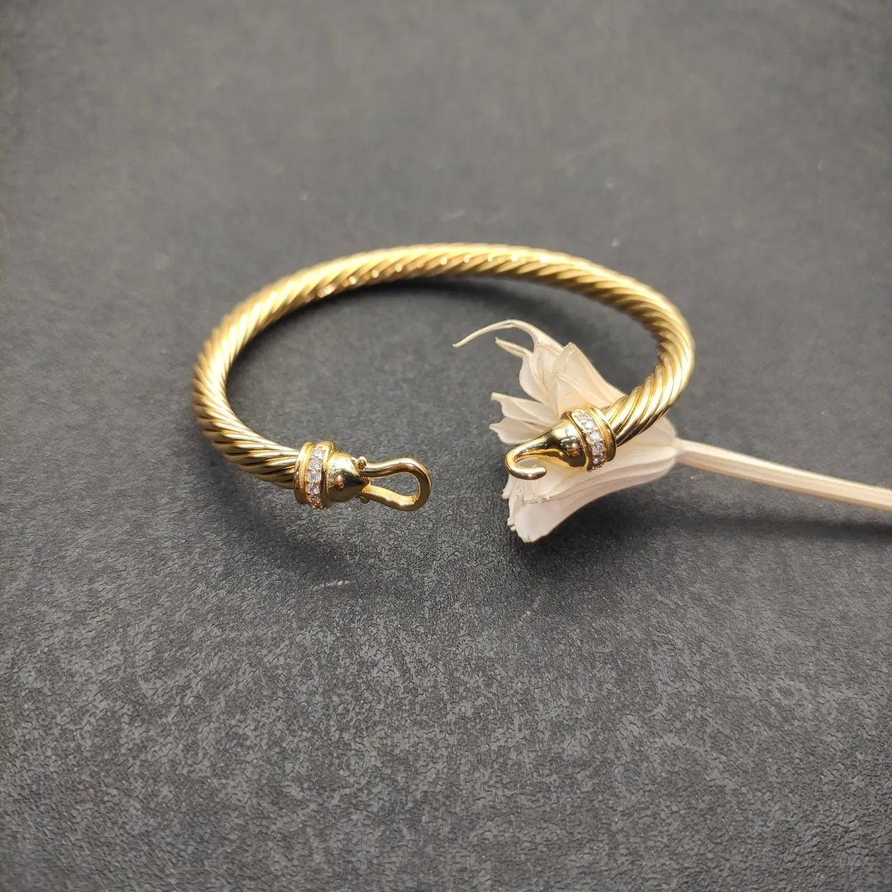 Tiffany & Co. HardWear Twisted Rope Pavé Diamond Bracelet 5