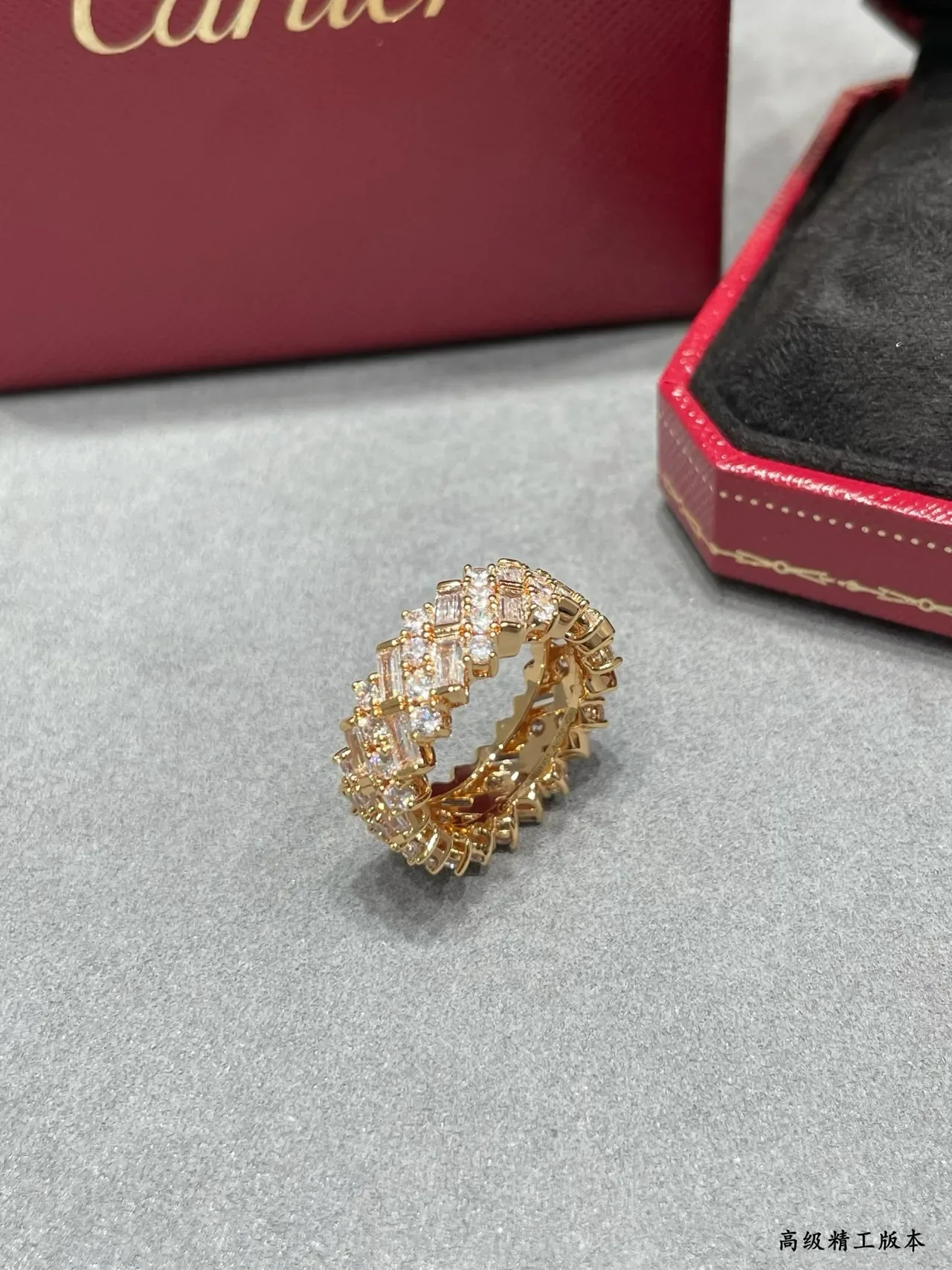 Tiffany & Co. T Bague à diamants en zigzag avec coupe baguette 4